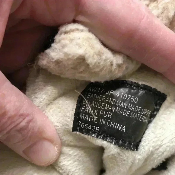 Khombu black leather faux fur lined lace up boots.size 8.5 - Picture 9 of 12